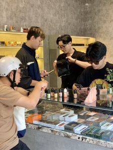 Khám Phá Đa Dạng Sản Phẩm Tại Utpham Vape Shop Đà Nẵng - Cửa Hàng Vape Uy Tín Đà Nẵng